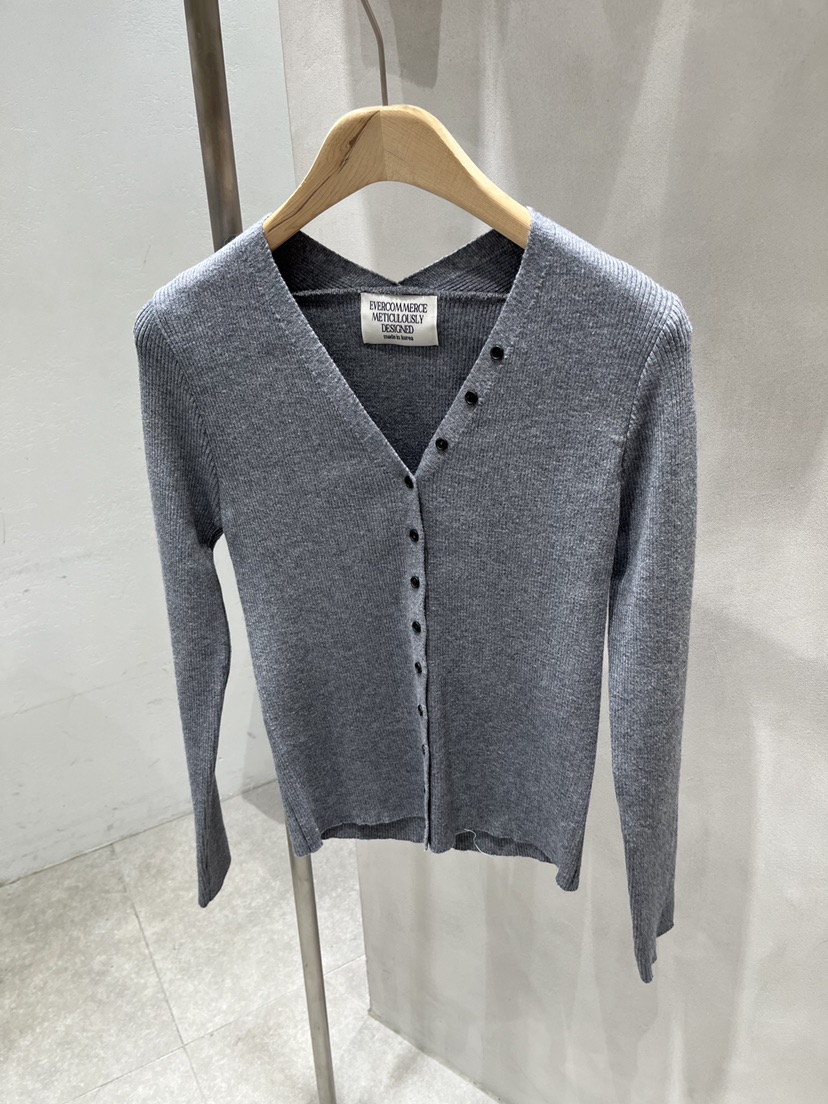 EVERCOMMERCE METICULOUSLY DESIGNED東大門㊣代購女裝新品職業針織衫開衫EVERCOMMERCE針織衫圖色1