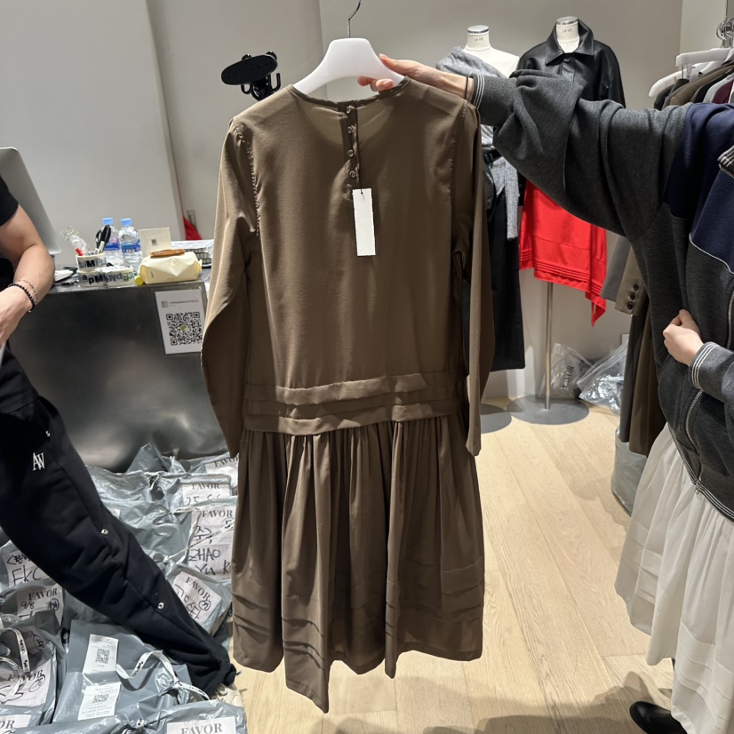 FAVOR-P韓國代購㊣女裝新品真品25秋冬休閑時尚職業連衣裙FAVOR-P連衣裙