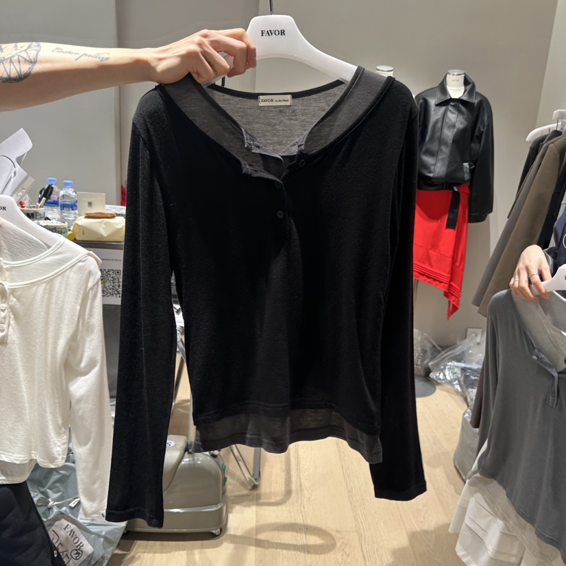 FAVOR-P東大門㊣實拍女裝新品人氣時尚25秋冬長袖T恤假兩件FAVOR-P長袖T恤圖色2