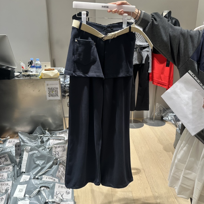 FAVOR-P韓國代購㊣女士新款熱賣25秋冬人氣時尚套裝不含腰帶FAVOR-P套裝圖色2