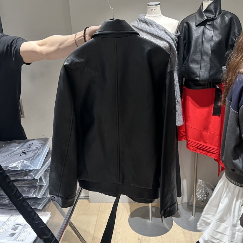 FAVOR-P東大門㊣直郵女士新品人氣熱賣時尚推薦職業夾克皮革FAVOR-P夾克
