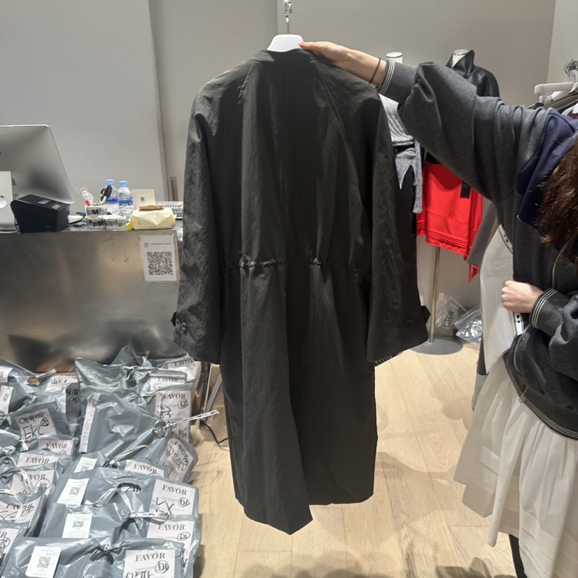 FAVOR-P東大門㊣代購女士新品時尚推薦休閑職業人氣長款風衣FAVOR-P長款風衣