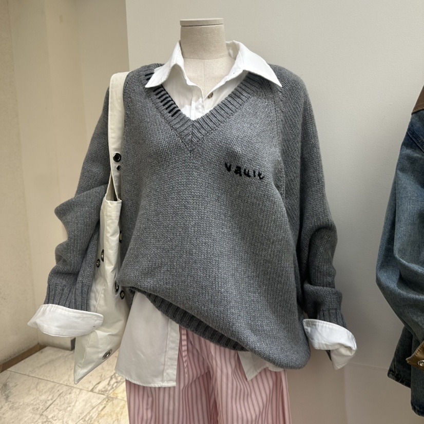 VAULT東大門㊣直郵女裝新款真品職業休閑針織衫不含內搭V領VAULT針織衫圖色2