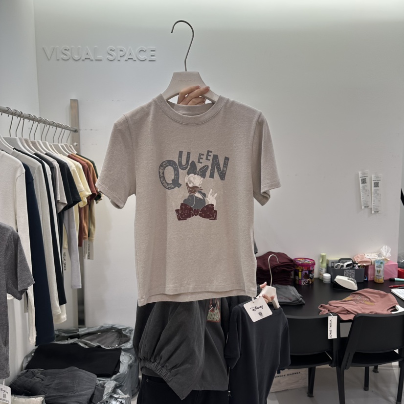 VISUAL SPACE東大門㊣直郵女士新品職業推薦時尚真品人氣T恤VISUAL SPACET恤圖色1