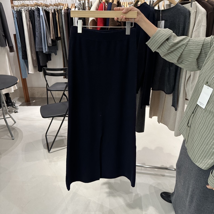 ANDMORE BUTTON東大門㊣實拍女裝新款真品人氣熱賣推薦長裙ANDMORE BUTTON長裙圖色3黑色