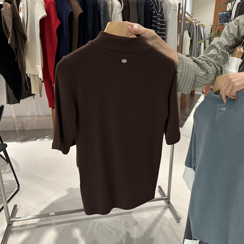 ANDMORE BUTTON東大門㊣實拍女士新品真品職業休閑推薦T恤ANDMORE BUTTONT恤