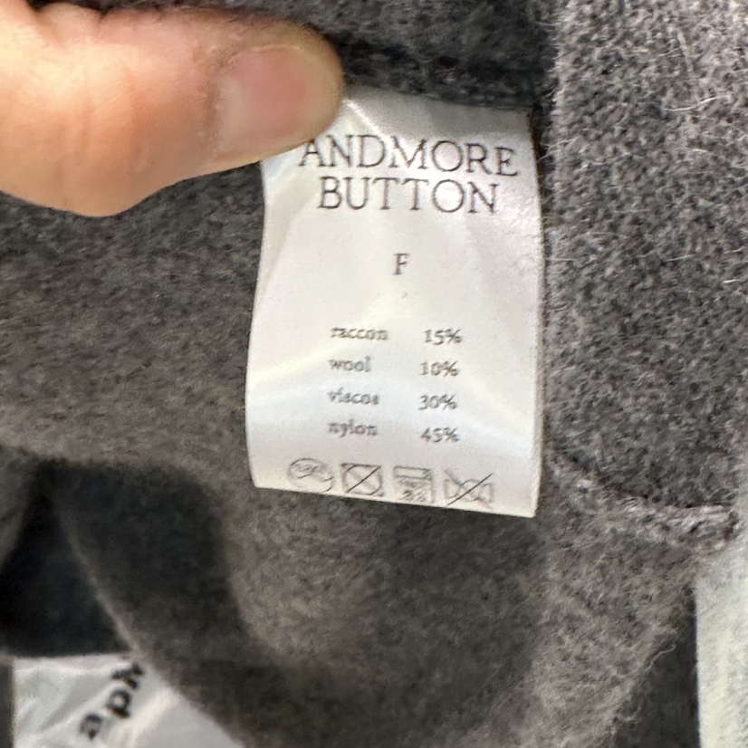 ANDMORE BUTTON韓國直郵㊣女士新品真品針織衫含圍巾套裝浣熊開衫ANDMORE BUTTON針織衫