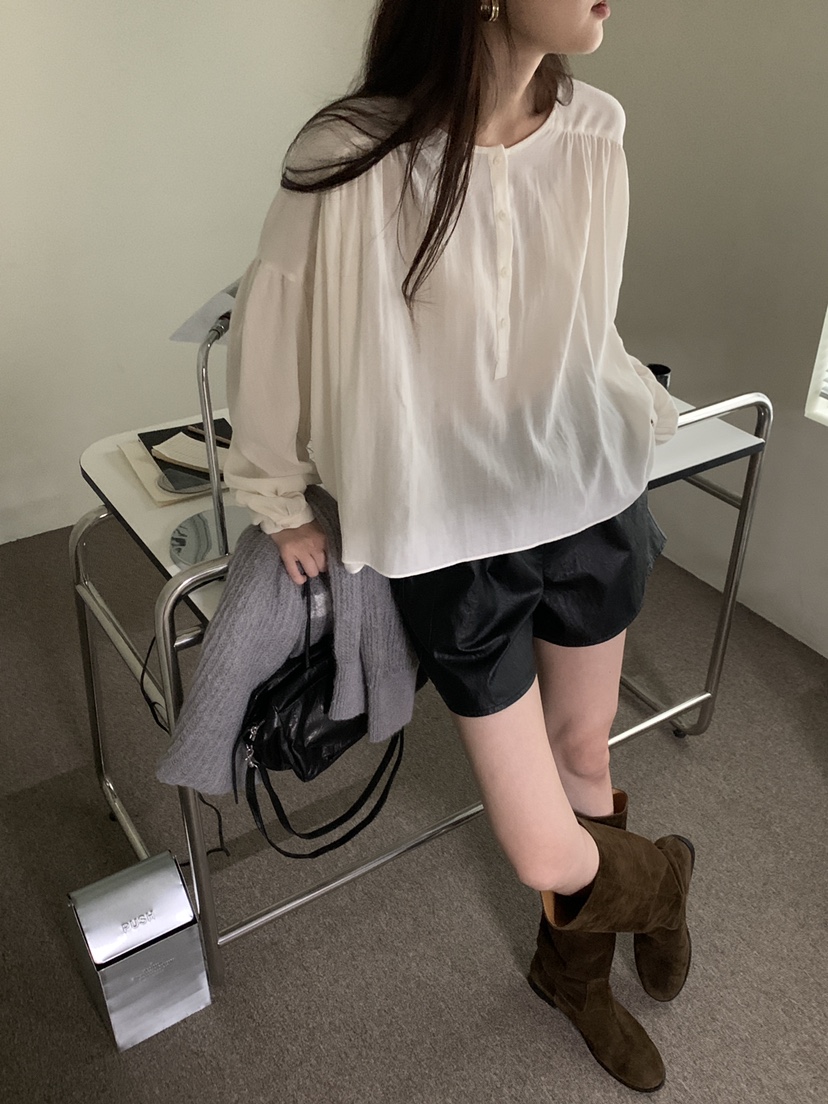 LOGARDEN韓國代購㊣女裝新款休閑時尚推薦襯衫蕾絲衫人字形LO GARDEN襯衫/蕾絲衫