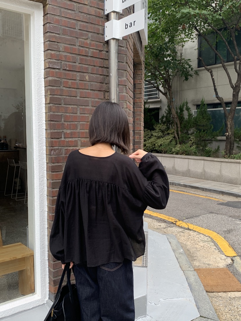 LOGARDEN韓國代購㊣女裝新款休閑時尚推薦襯衫蕾絲衫人字形LO GARDEN襯衫/蕾絲衫