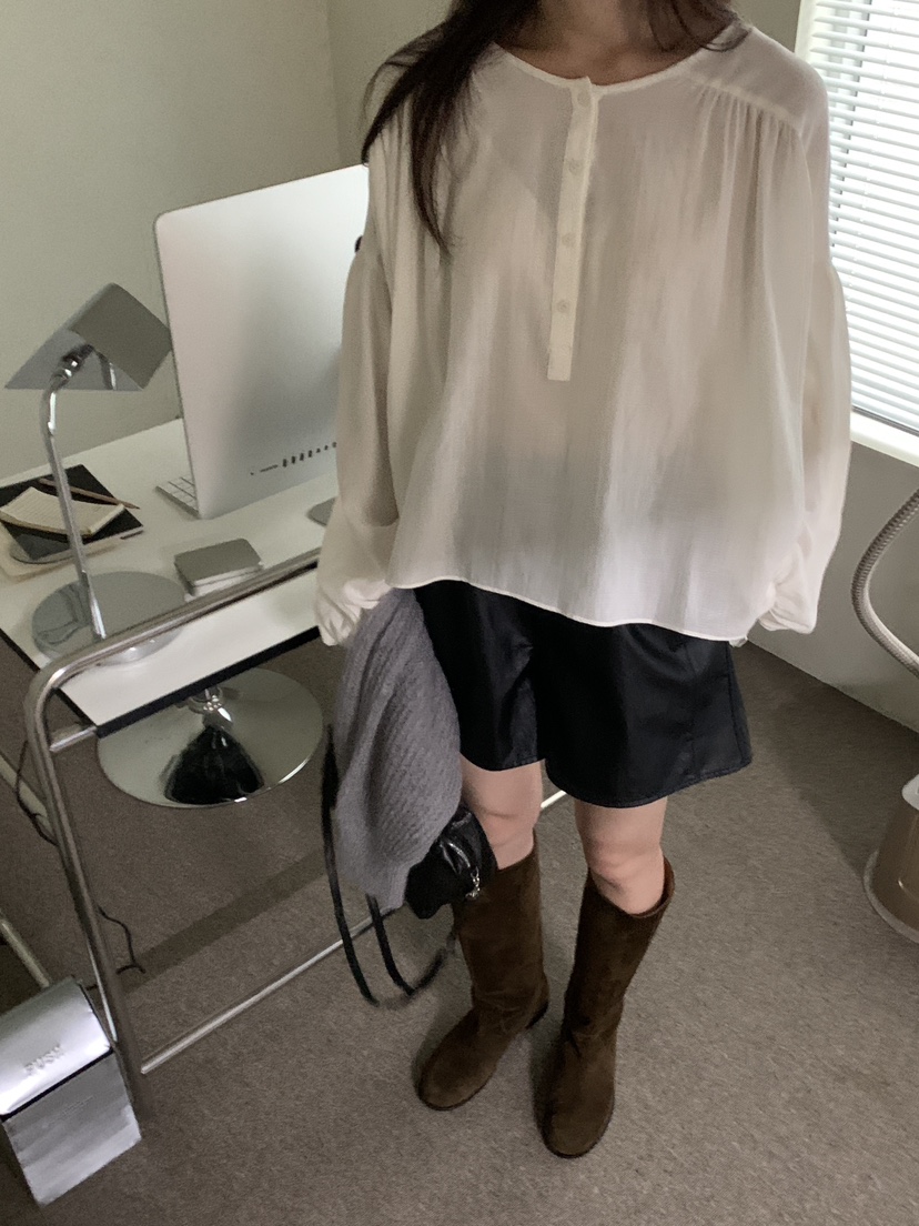 LOGARDEN韓國代購㊣女裝新款休閑時尚推薦襯衫蕾絲衫人字形LO GARDEN襯衫/蕾絲衫圖色1