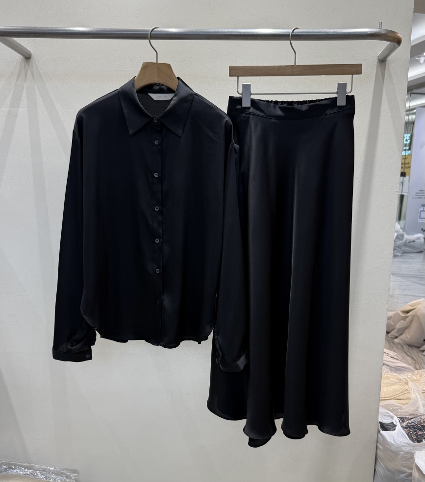 YIKHO STYLE東大門㊣直郵女裝新品職業推薦時尚襯衫蕾絲衫YIKHO STYLE襯衫/蕾絲衫