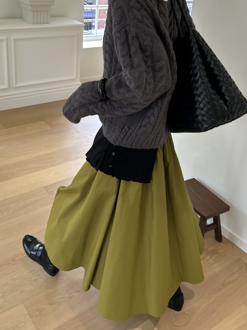 ME MO東大門㊣實拍女裝新品熱賣休閑時尚人氣推薦真品長裙ME MO長裙