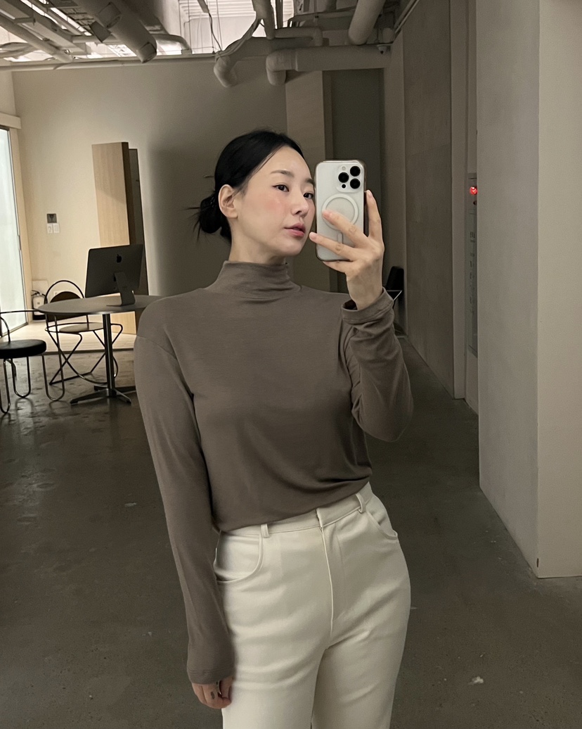 VERNI韓國直郵㊣女裝新款推薦人氣25秋冬熱賣休閑職業長袖T恤VERNI長袖T恤
