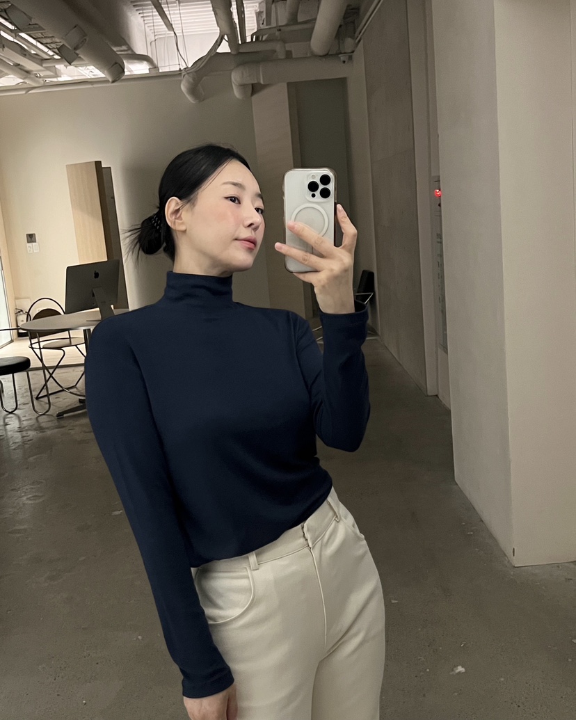 VERNI韓國直郵㊣女裝新款推薦人氣25秋冬熱賣休閑職業長袖T恤VERNI長袖T恤