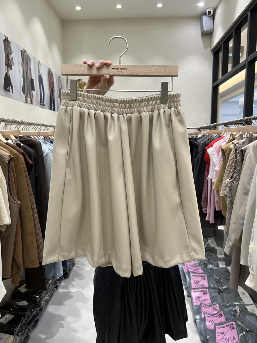 MARIE MARIE東大門㊣實拍女士新品熱賣人氣時尚25秋冬短褲皮革MARIE MARIE短褲