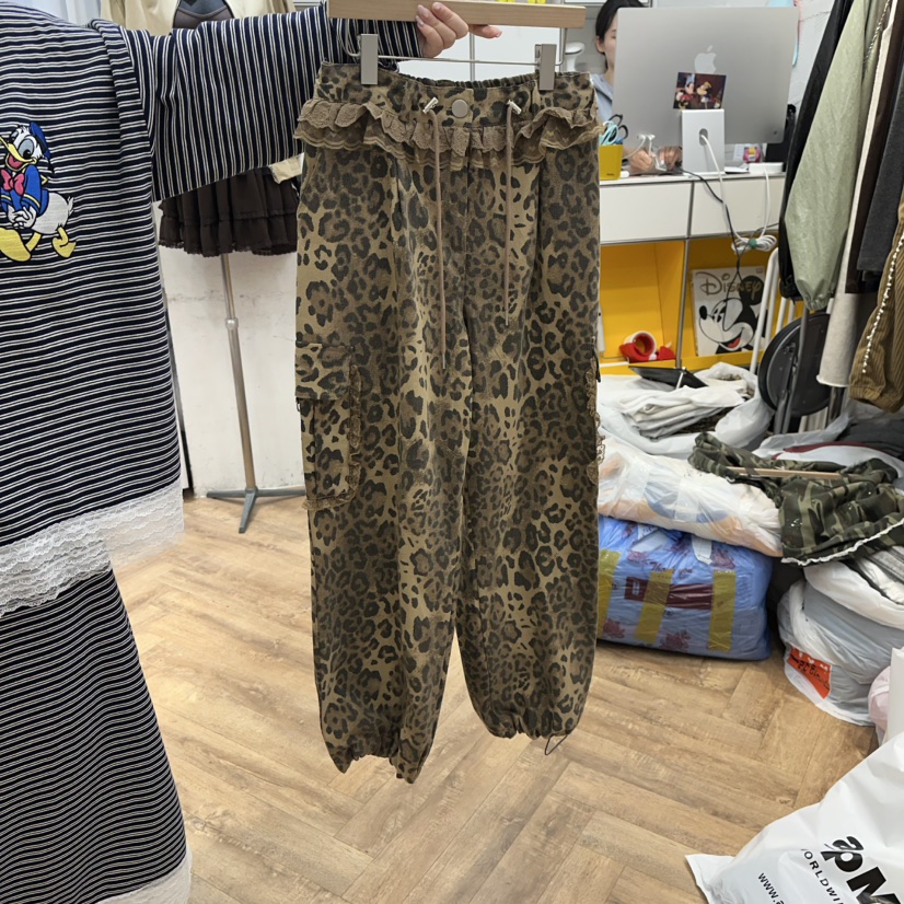 DE LINE東大門㊣代購女士新品時尚推薦真品25秋冬休閑褲蕾絲DE LINE休閑褲圖色2