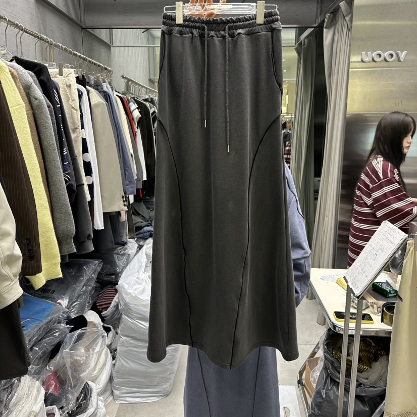 UOOV韓國代購㊣女裝新品熱賣真品時尚人氣推薦休閑職業長裙UOOV長裙圖色2