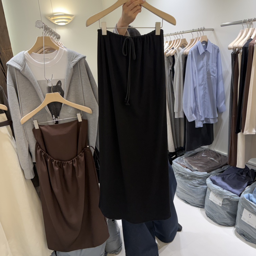 AVECNOUS韓國直郵㊣女士新款推薦職業熱賣真品人氣休閑長裙AVECNOUS長裙圖色4