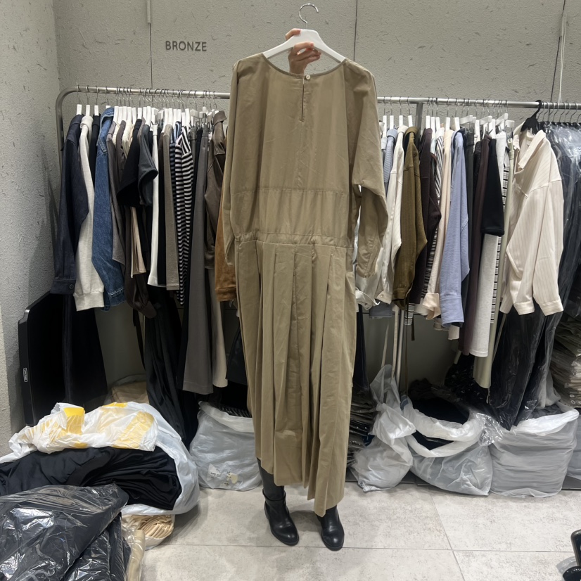BRONZE韓國直郵㊣女士新款職業真品熱賣時尚連衣裙不含披肩BRONZE連衣裙
