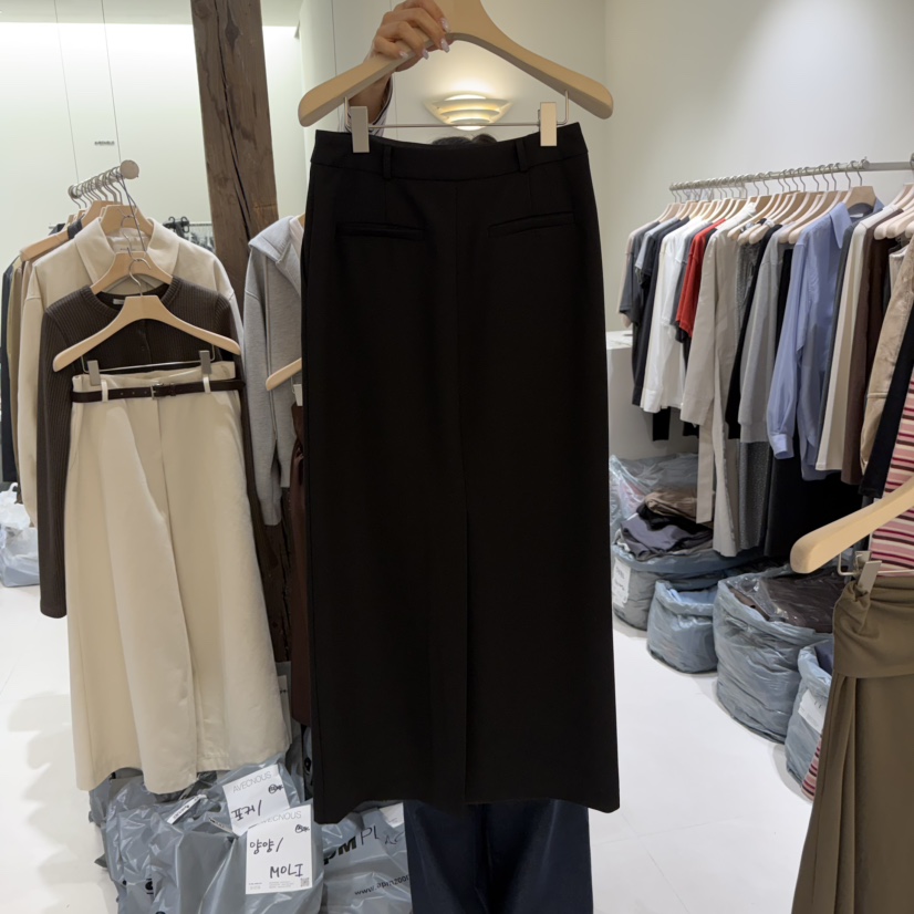 AVECNOUS韓國代購㊣女士新品25秋冬時尚推薦休閑人氣職業長裙AVECNOUS長裙