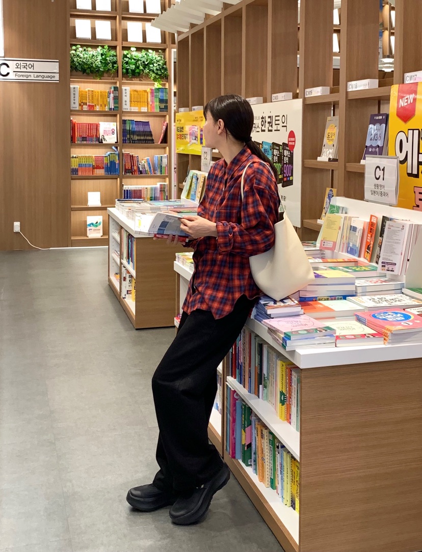 COURGETTE東大門㊣實拍女士新款熱賣人氣25秋冬時尚推薦牛仔褲COURGETTE牛仔褲