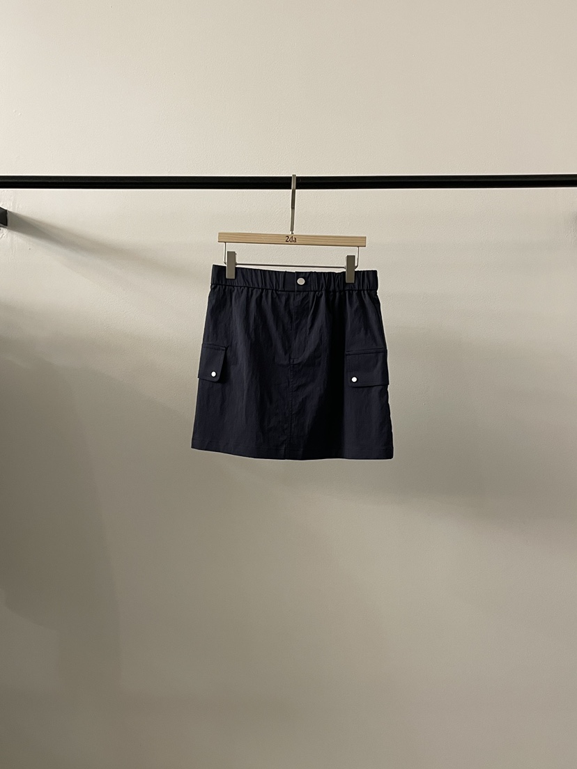 2DA/DARIMI-P東大門㊣實拍女裝新品真品時尚熱賣休閑短裙2DA/DARIMI-P短裙圖色2
