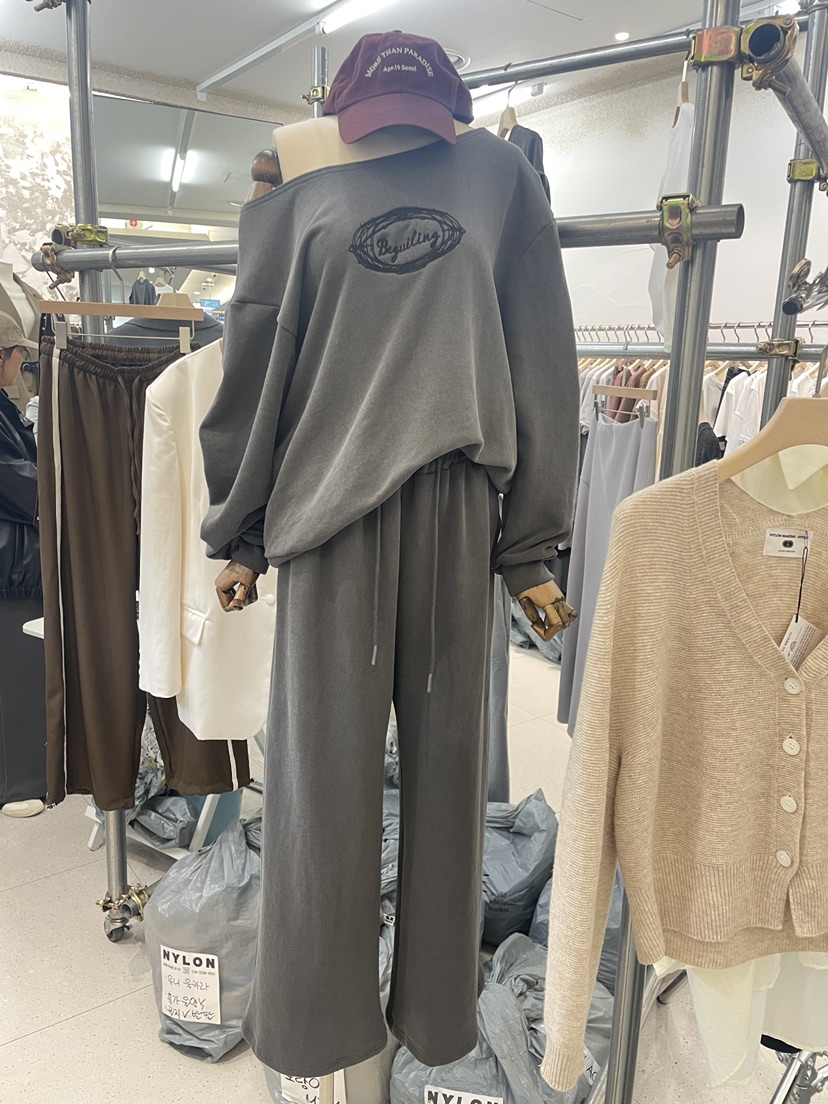 NYLON東大門㊣實拍女裝新款時尚真品熱賣人氣套裝兩件套套裝NYLON套裝
