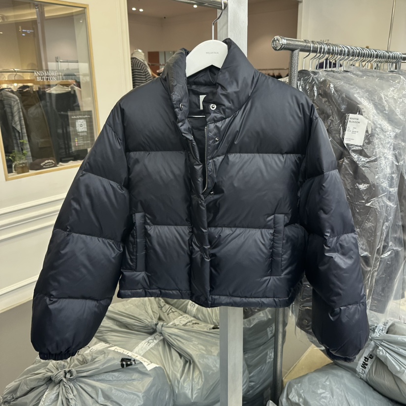 HELVETICA東大門㊣實拍女裝新品熱賣職業推薦時尚短款羽絨服HELVETICA短款羽絨服