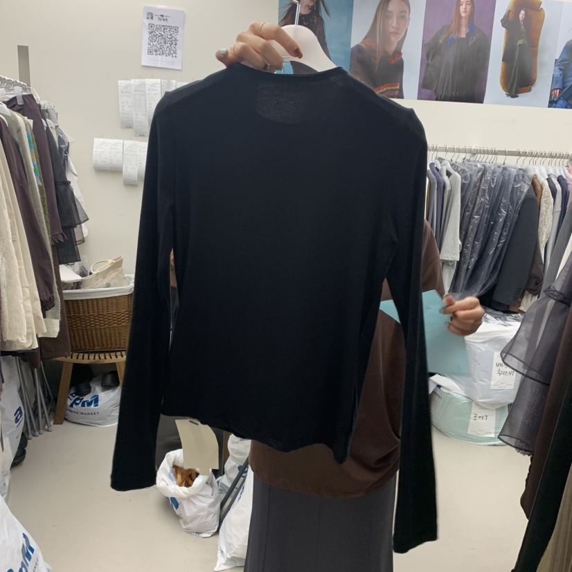 SOLD OUT東大門㊣直郵女裝新款25秋冬時尚職業人氣長袖T恤SOLD OUT長袖T恤