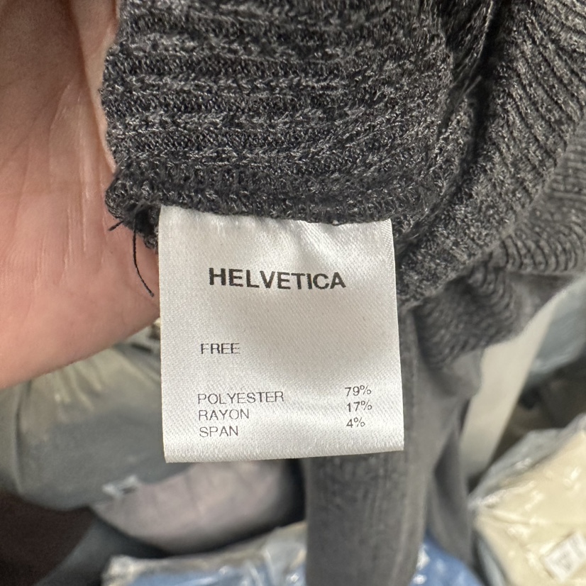 HELVETICA韓國代購㊣女裝新款休閑推薦人氣25秋冬熱賣裙褲喇叭HELVETICA裙褲