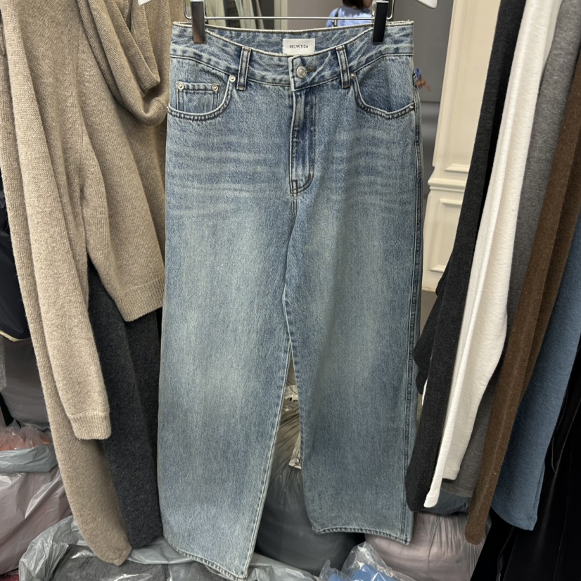 HELVETICA東大門㊣實拍女士新品人氣推薦熱賣真品時尚牛仔褲HELVETICA牛仔褲