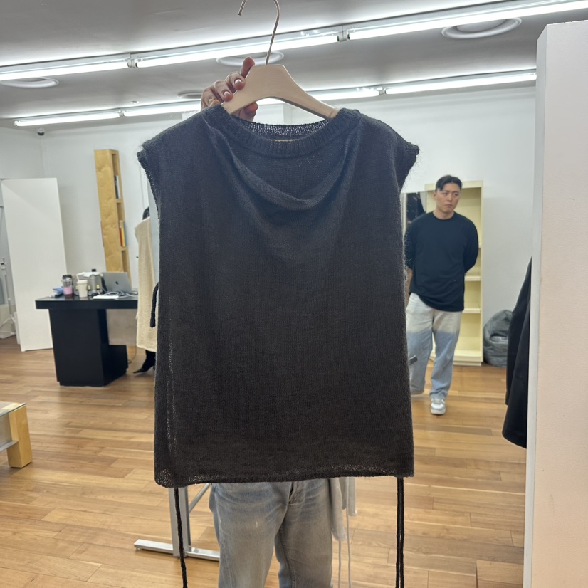 MYNAMEIS韓國直郵㊣女裝新款25秋冬休閑人氣真品時尚吊帶背心MYNAMEIS吊帶/背心圖色3墨色