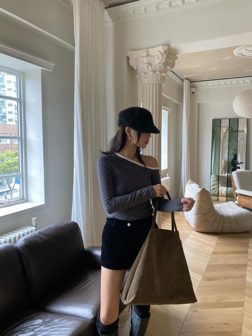 OUPPT韓國直郵㊣女裝新品真品人氣時尚熱賣職業推薦短褲天鵝絨OUPPT短褲