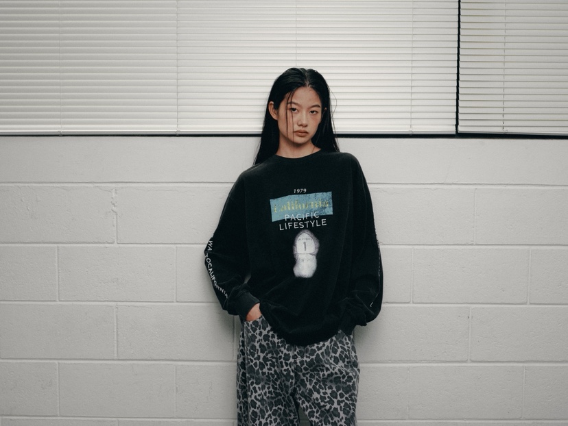 FIFO韓國代購㊣女裝新品熱賣25秋冬休閑推薦人氣時尚長袖T恤FIFO長袖T恤