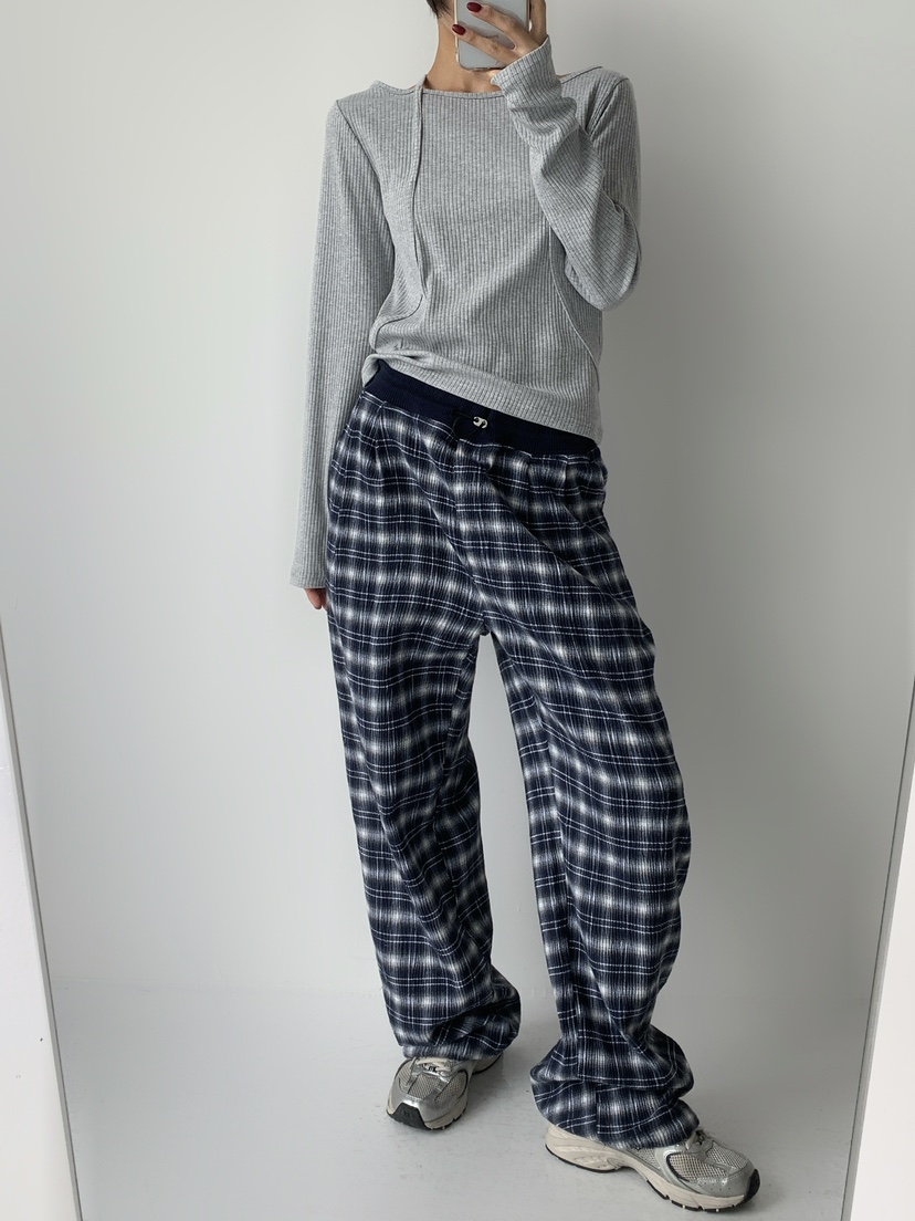 CELEBRITY-A東大門㊣直郵女士新款25秋冬真品推薦熱賣長袖T恤CELEBRITY-A長袖T恤