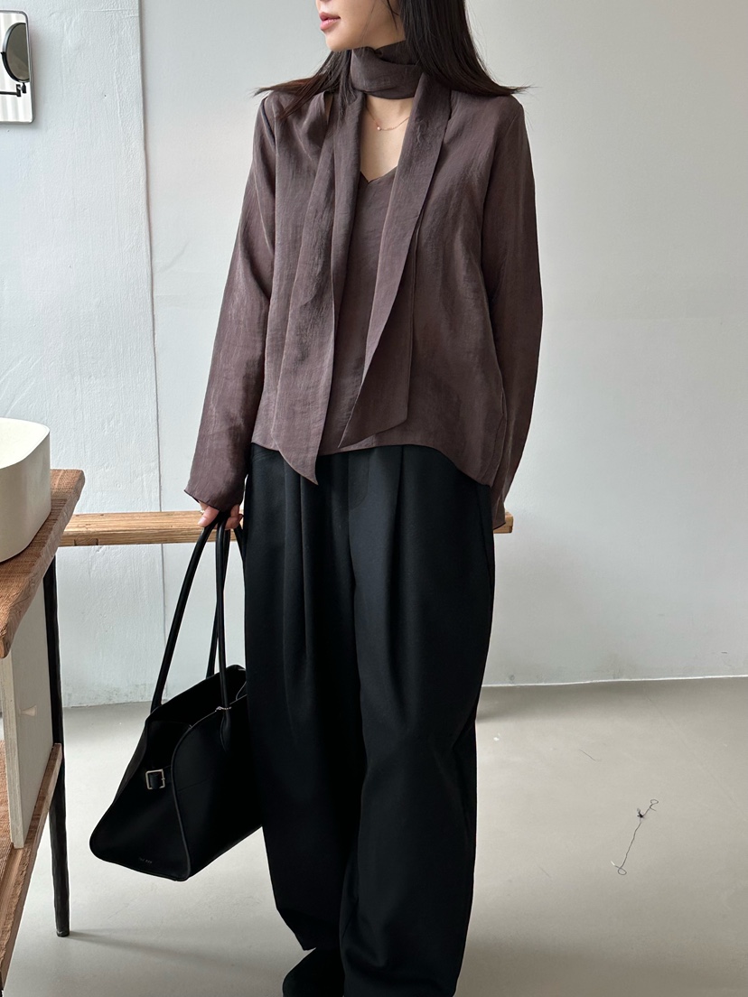 LE VASE東大門㊣代購女裝新品推薦真品熱賣時尚襯衫蕾絲衫LE VASE襯衫/蕾絲衫