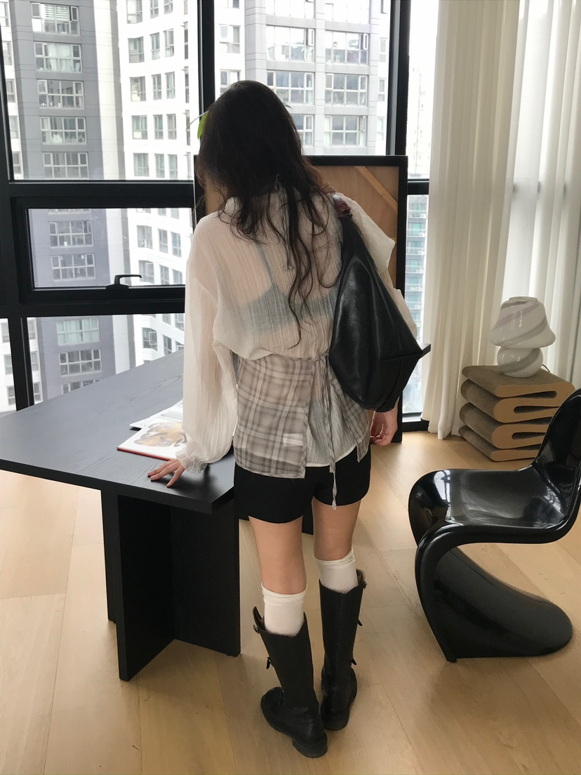 ESCHER東大門㊣直郵女裝新品熱賣真品25秋冬休閑吊帶背心格紋ESCHER吊帶/背心