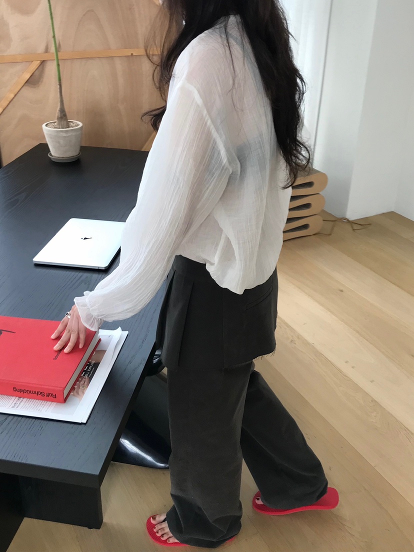 ESCHER東大門㊣代購女裝新款時尚熱賣25秋冬人氣襯衫蕾絲衫ESCHER襯衫/蕾絲衫