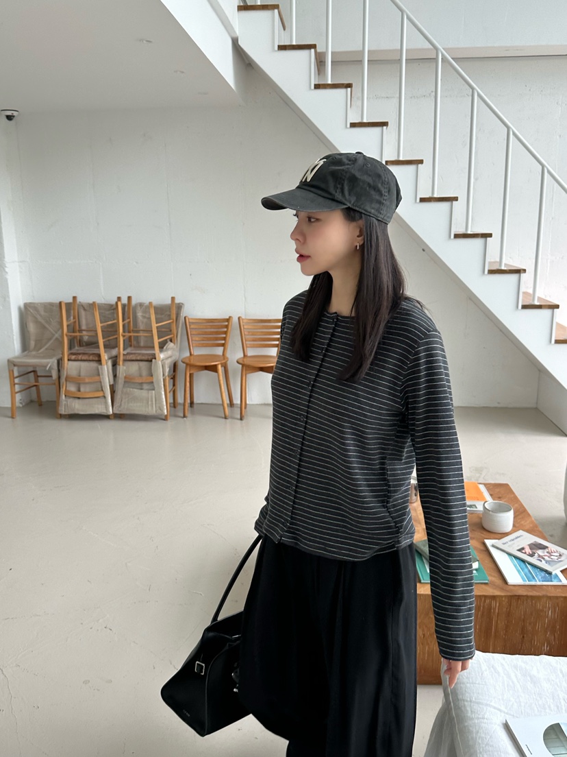 LE VASE韓國代購㊣女士新款熱賣時尚推薦長袖T恤安哥拉開襟衫LE VASE長袖T恤