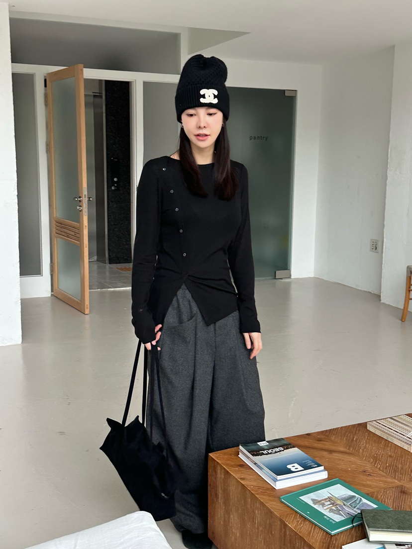 LE VASE韓國代購㊣女裝新品25秋冬休閑時尚真品長袖T恤紐扣LE VASE長袖T恤