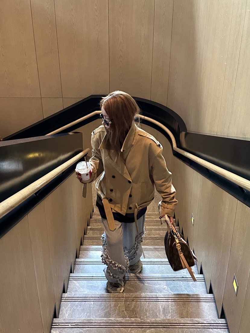 ZEROZERO東大門㊣代購女士新品真品推薦時尚夾克含腰帶雙層ZEROZERO夾克