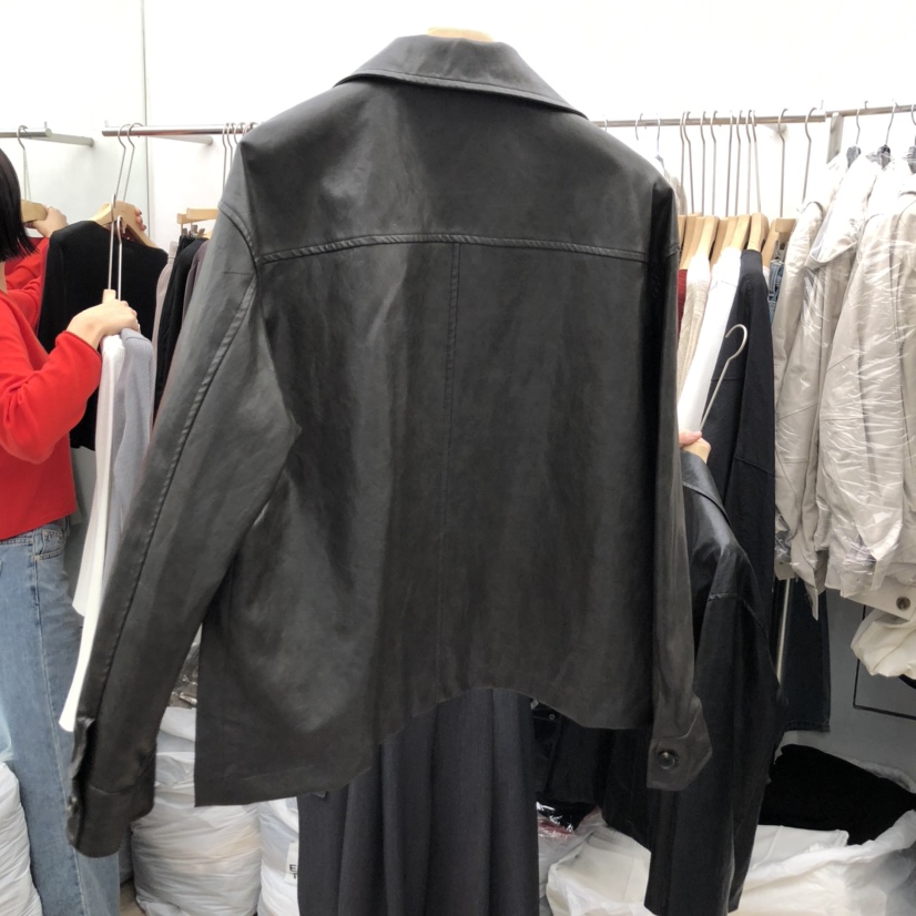 MOI-A東大門㊣實拍女士新品25秋冬推薦熱賣真品時尚夾克皮革MOI-A夾克