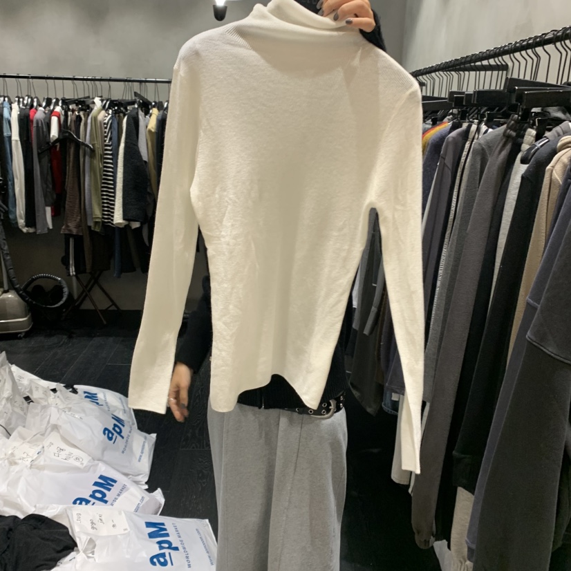 TUG東大門㊣直郵女裝新款時尚職業長袖T恤美利奴羊毛不含內搭TUG長袖T恤圖色2