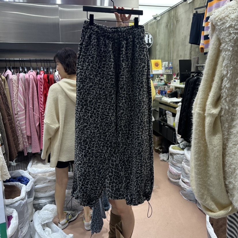 RUNWAY-런웨이東大門㊣實拍女裝新款人氣25秋冬真品休閑褲RUNWAY休閑褲圖色2