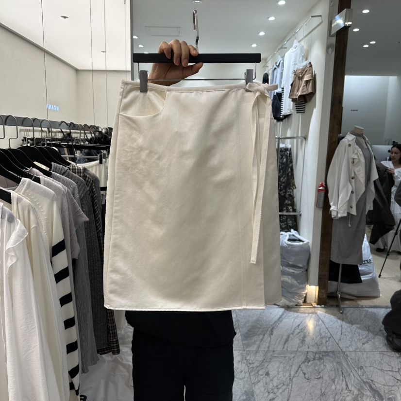 MOANA韓國直郵㊣女士新款時尚人氣推薦25秋冬休閑半身裙中短裙MOANA半身裙/中短裙