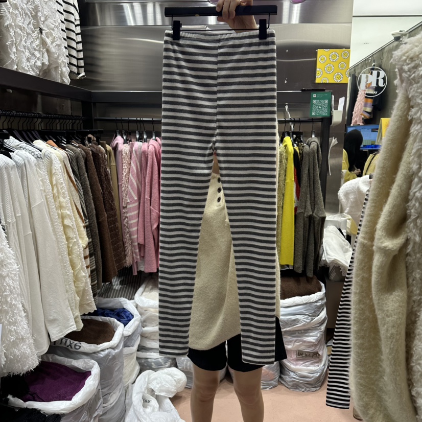RUNWAY-런웨이東大門㊣代購女士新款推薦打底褲鯊魚褲緊身褲RUNWAY打底褲/鯊魚褲