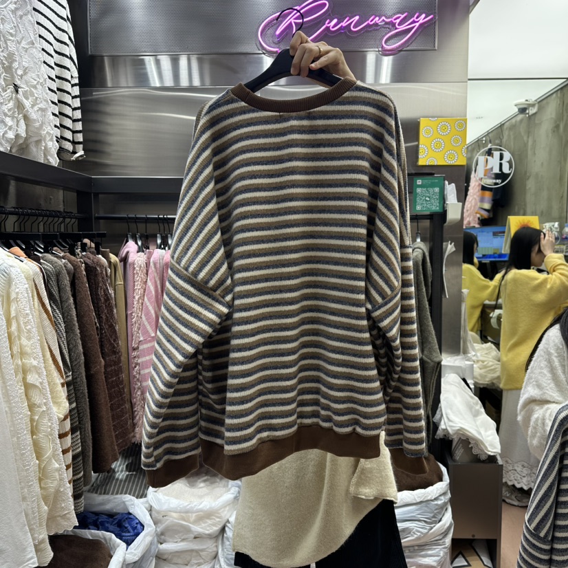 RUNWAY-런웨이東大門㊣實拍女士新品真品推薦職業休閑衛衣RUNWAY衛衣