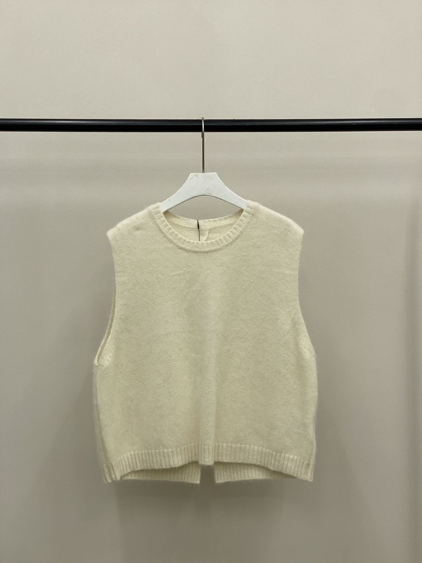 MUCH MORE東大門㊣實拍女士新品推薦時尚熱賣真品吊帶背心MUCH MORE吊帶/背心