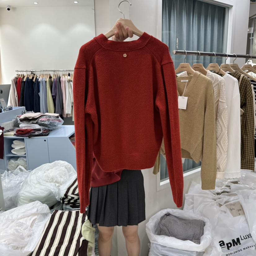 OURMOMENT東大門㊣直郵女裝新品熱賣休閑職業真品推薦針織衫OURMOMENT針織衫