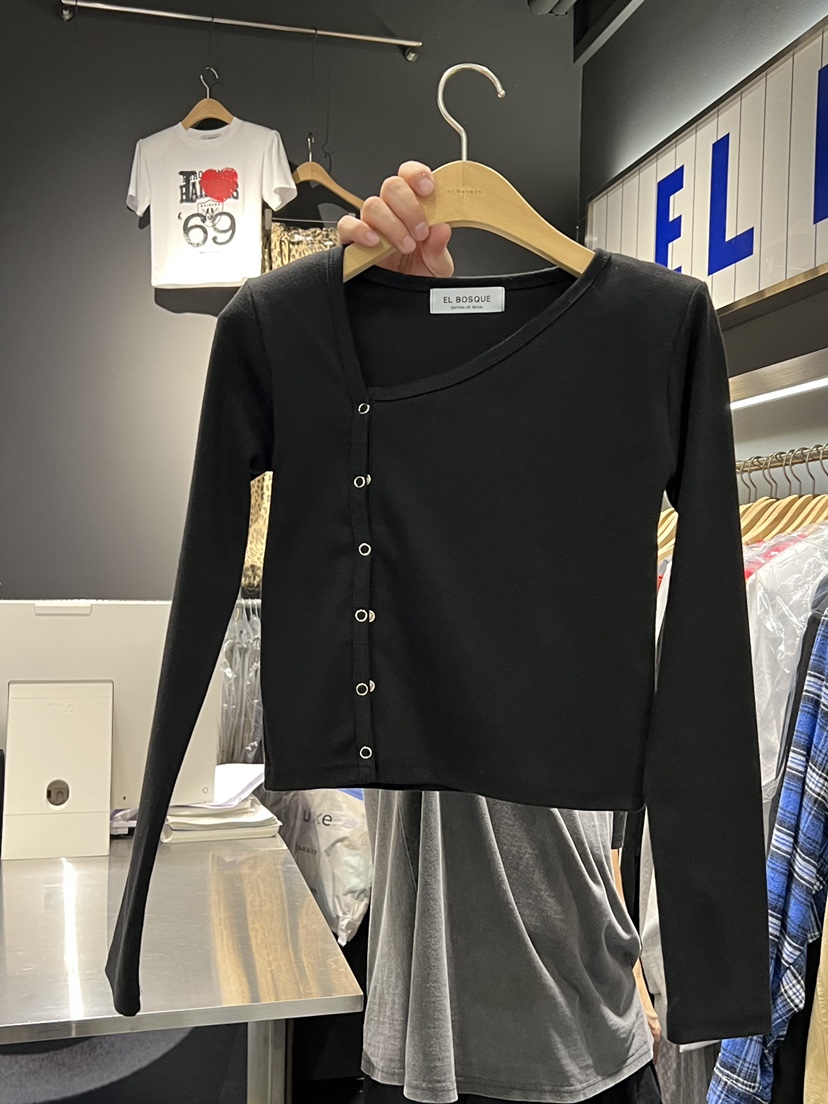 EL BOSQUE東大門㊣實拍女裝新品人氣25秋冬推薦真品長袖T恤EL BOSQUE長袖T恤圖色3
